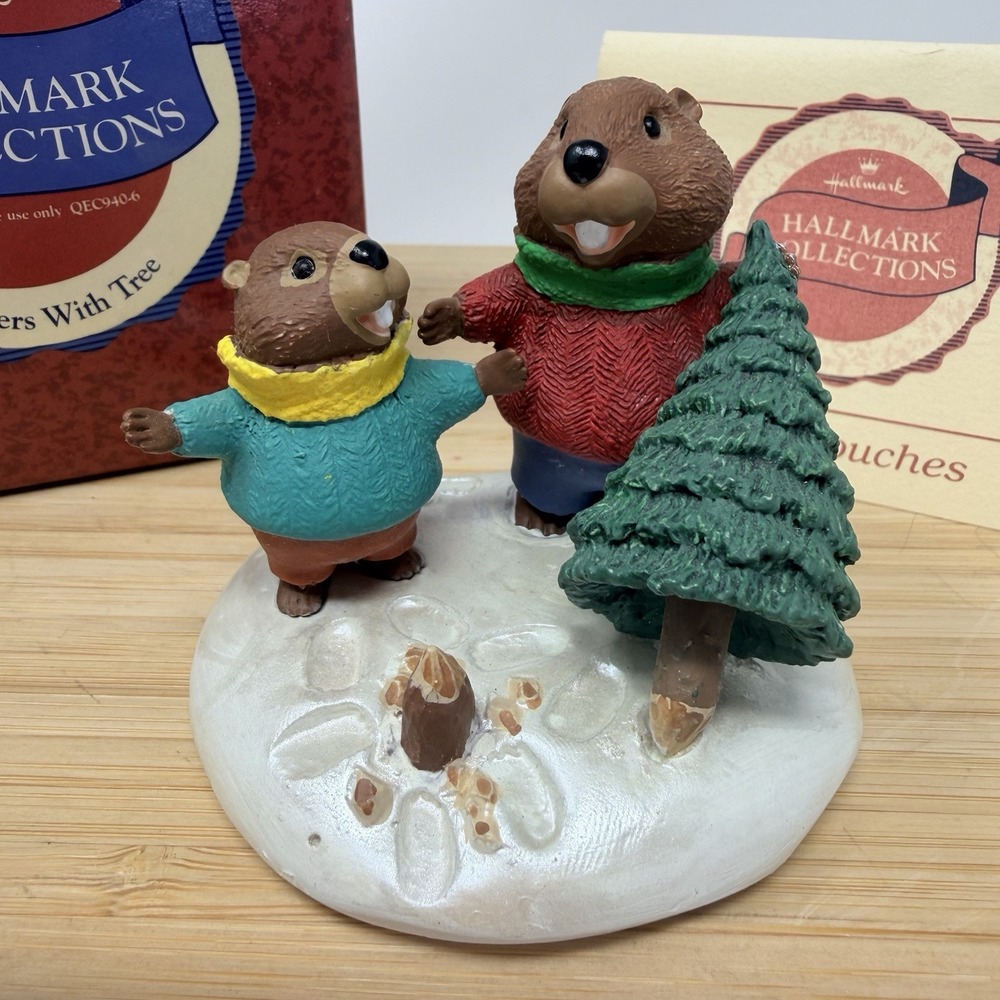 Hallmark Tender Touches Beavers With Tree Dad & Son Christmas Winter 1990 Box